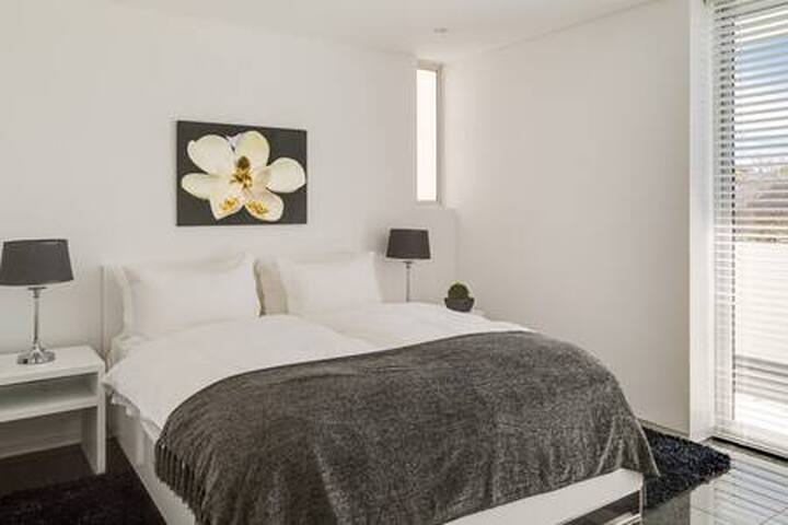 Ultra-Stylish Apartment Maxima gallery image 2