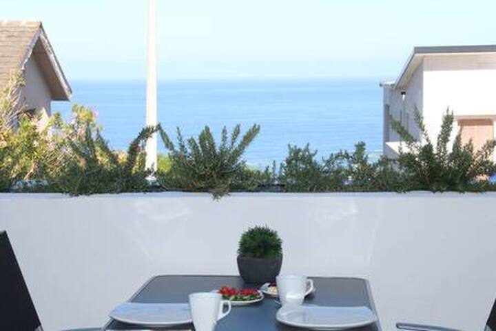 Ultra-Stylish Apartment Maxima gallery image 3