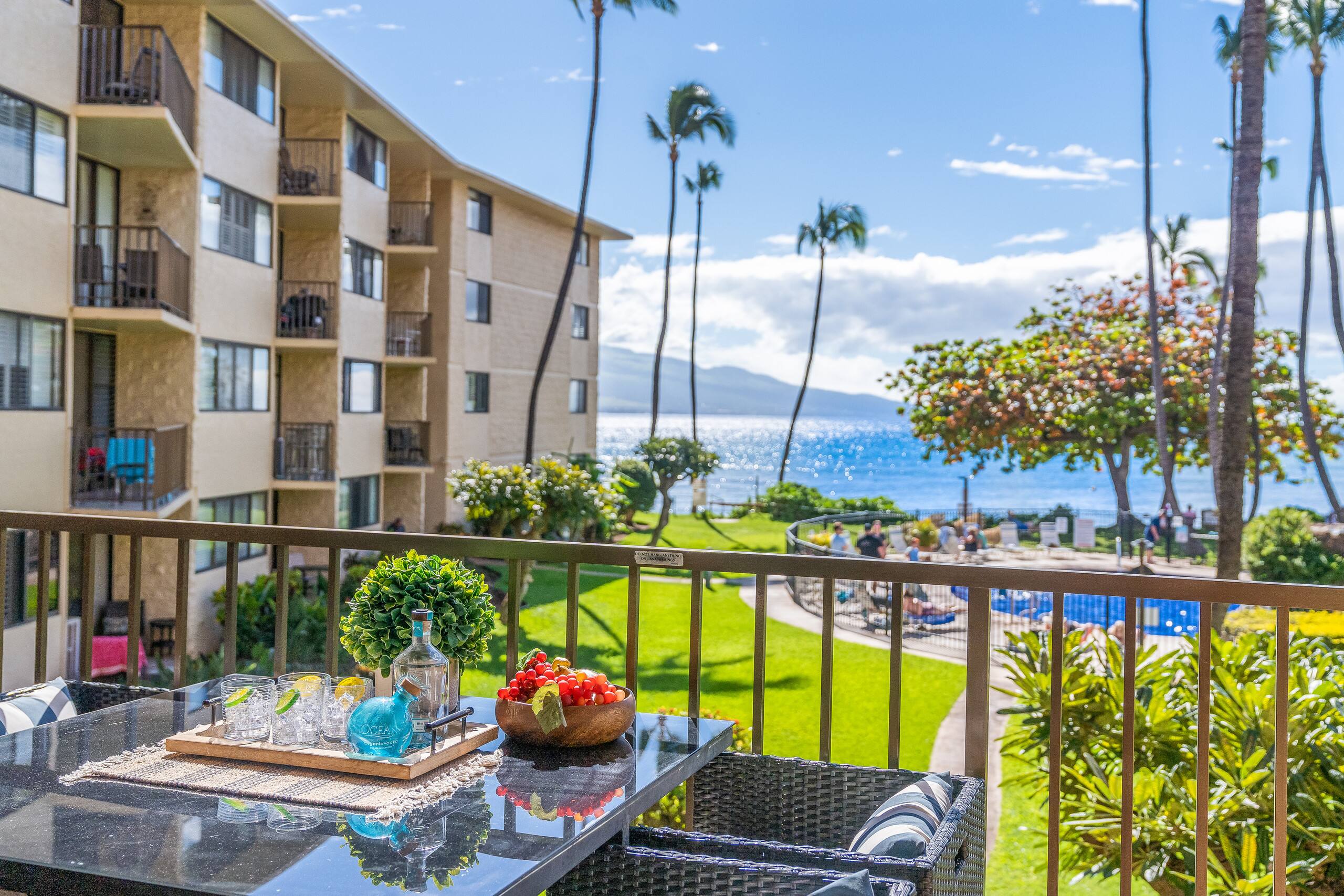 Condo in Wailuku · ★4.84 · 2 bedrooms · 3 beds · 2 baths - Image 1