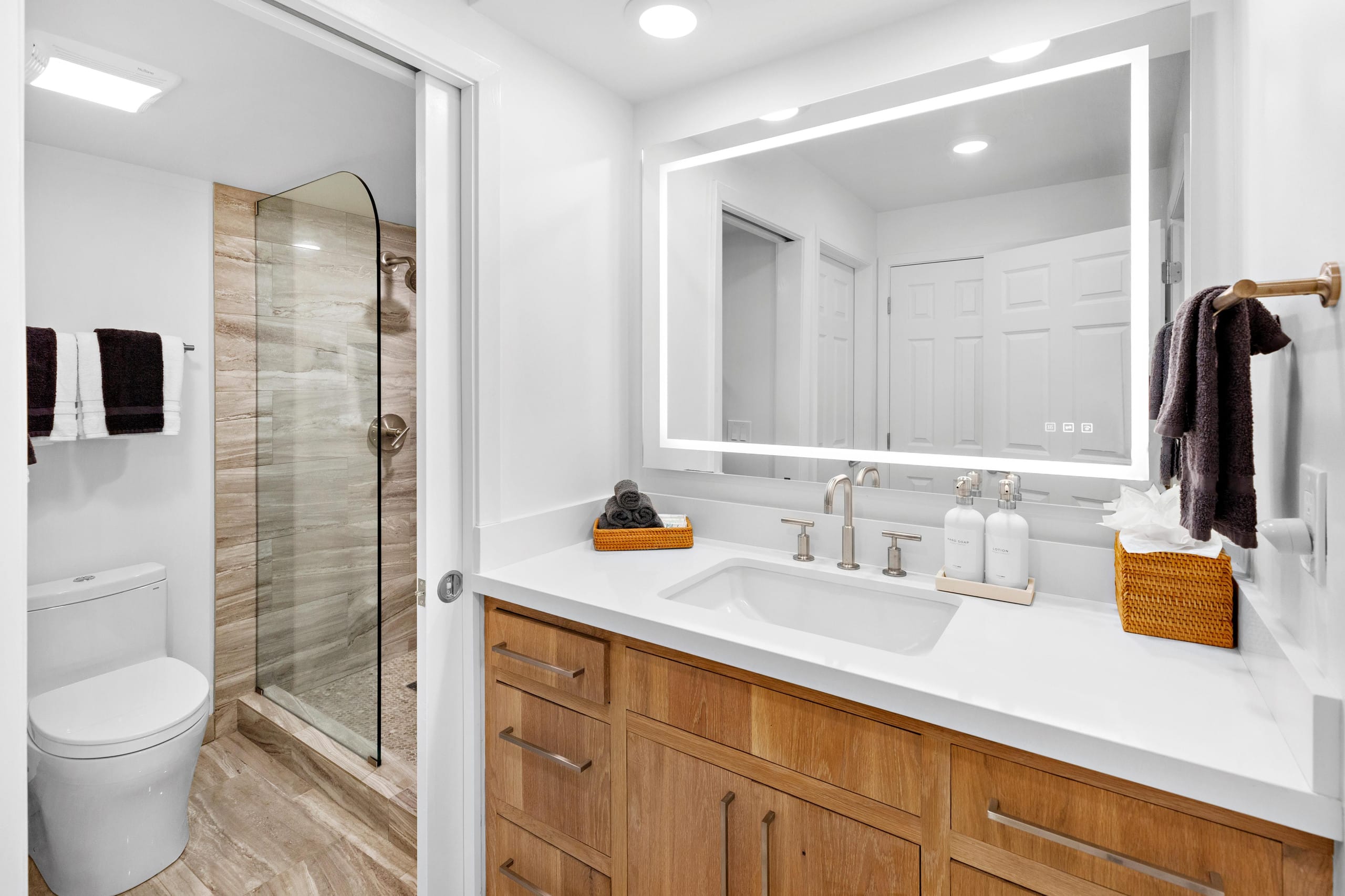 Condo in Lahaina · ★4.88 · 2 bedrooms · 3 beds · 2 baths - Image 16