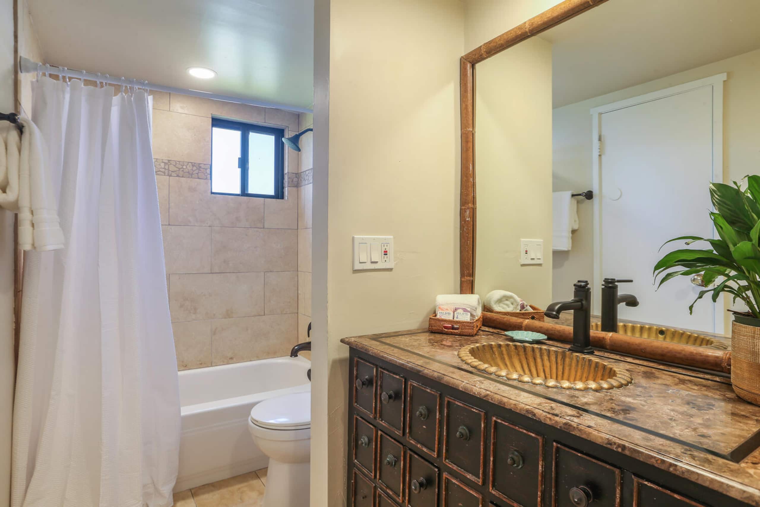 Condo in Princeville · ★4.67 · 2 bedrooms · 4 beds · 2 baths - Image 23