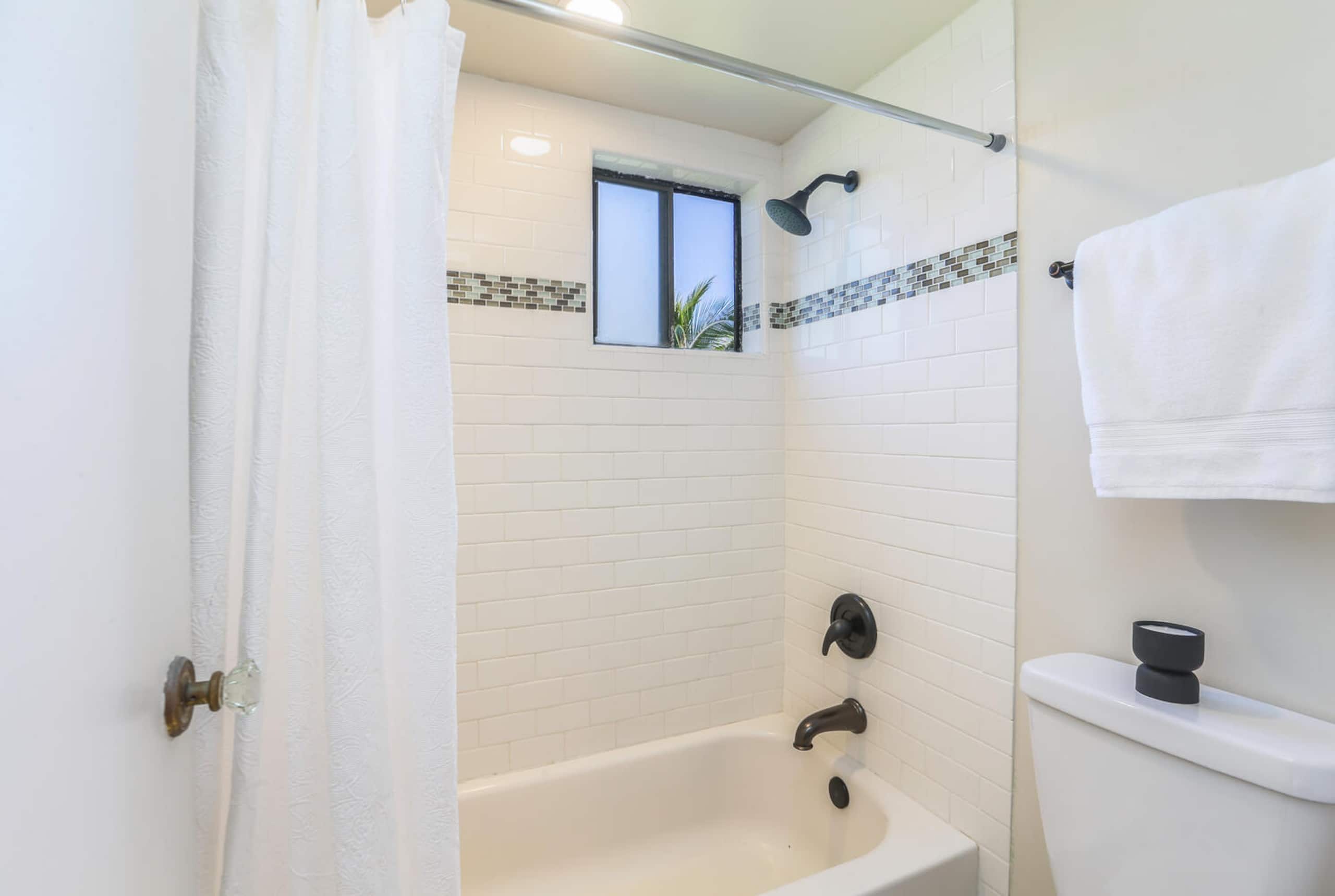 Condo in Princeville · ★4.67 · 2 bedrooms · 4 beds · 2 baths - Image 17