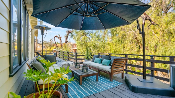 Chic Kensington Home | Hot Tub & Canyon Views - San Diego, CA