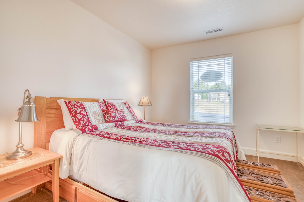 غرفة نوم 2 بسرير بحجم كوين مريح