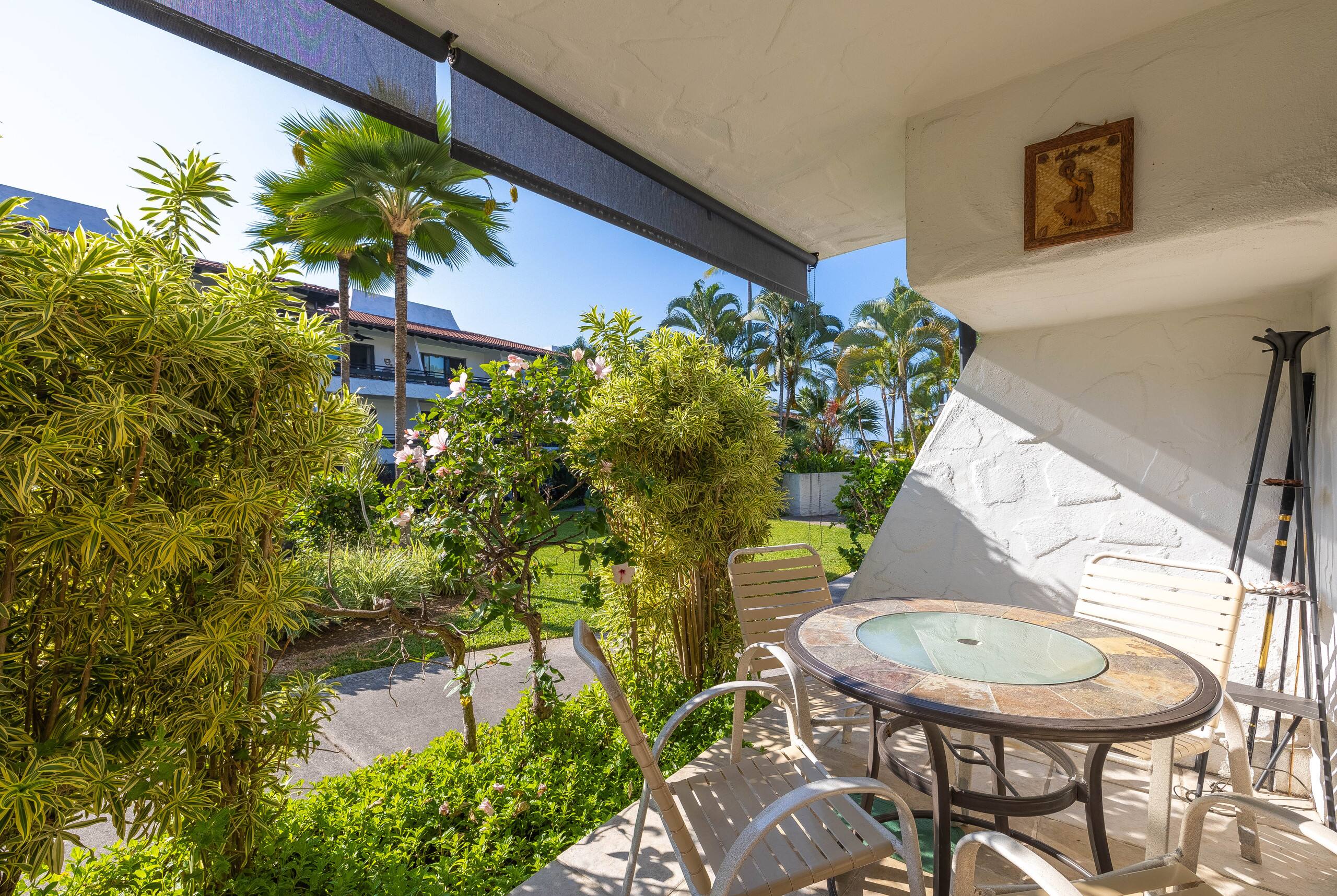 Condo in Kailua-Kona · ★4.46 · 1 bedroom · 2 beds · 1 shared bath - Image 2
