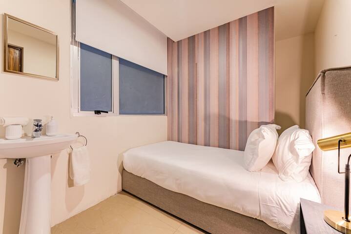 VH | Polanco comfy apt + Laundry Room + Gym | 45 gallery image 5