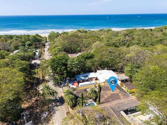 Casa Surf 3-BR home + 2 detached casitas