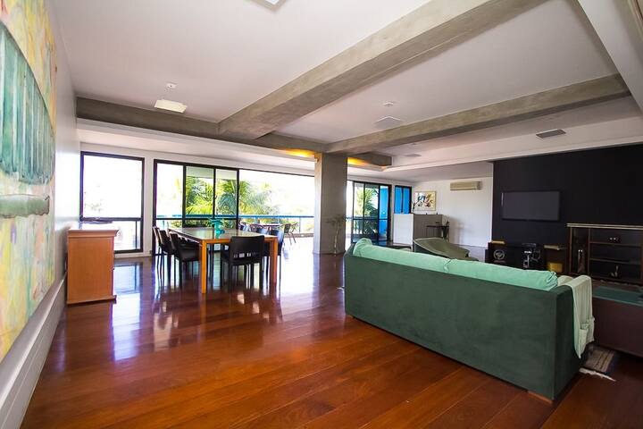 Your Beach Front Home w/ Balcony B1-0023* gallery image 4