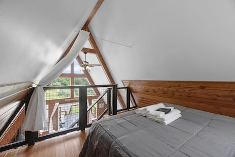 Stunning Hillside A-Frame | Secluded | Fire Pit
