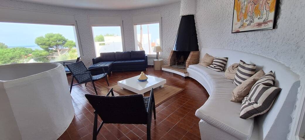 Villa del Sol with pool and beautiful view gallery image 5