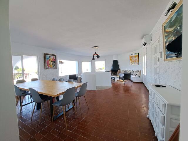 Villa del Sol with pool and beautiful view gallery image 3