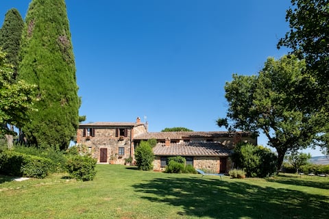 La Montalla Estate