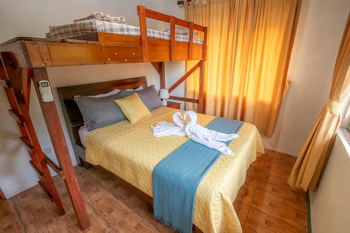 Arenal Family house38