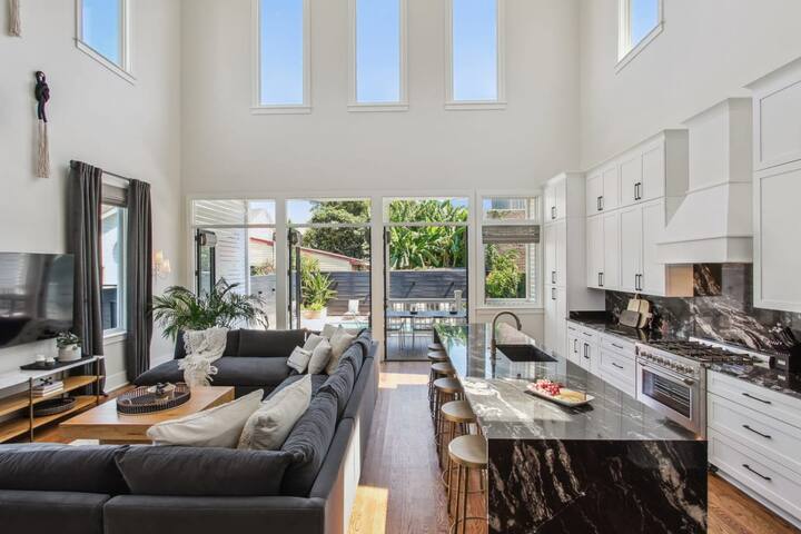 New Stylish Renovation | Heated Pool & Spa gallery image 2