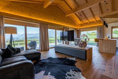 Chalet mit Panorama-Terrasse & privater Sauna