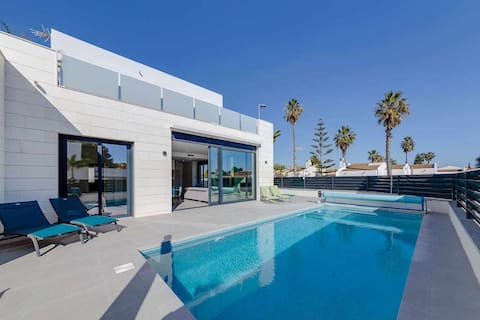 Superb villa with a heated pool