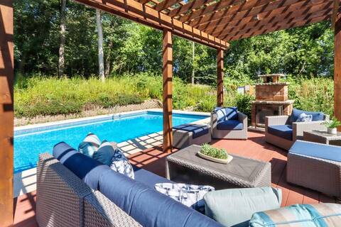 Private In-Ground Pool |Hot Tub |1.5 Acre Home