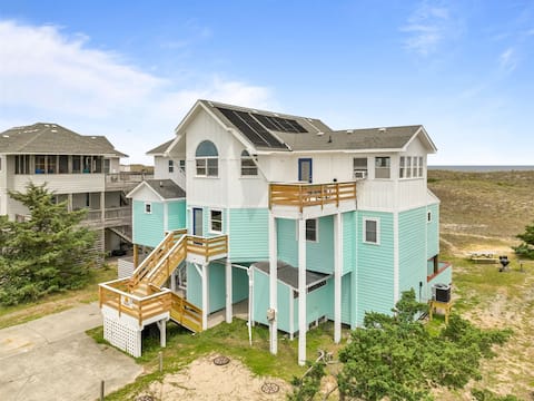 8BR Oceanfront home w/ theater room, pool, hot tub