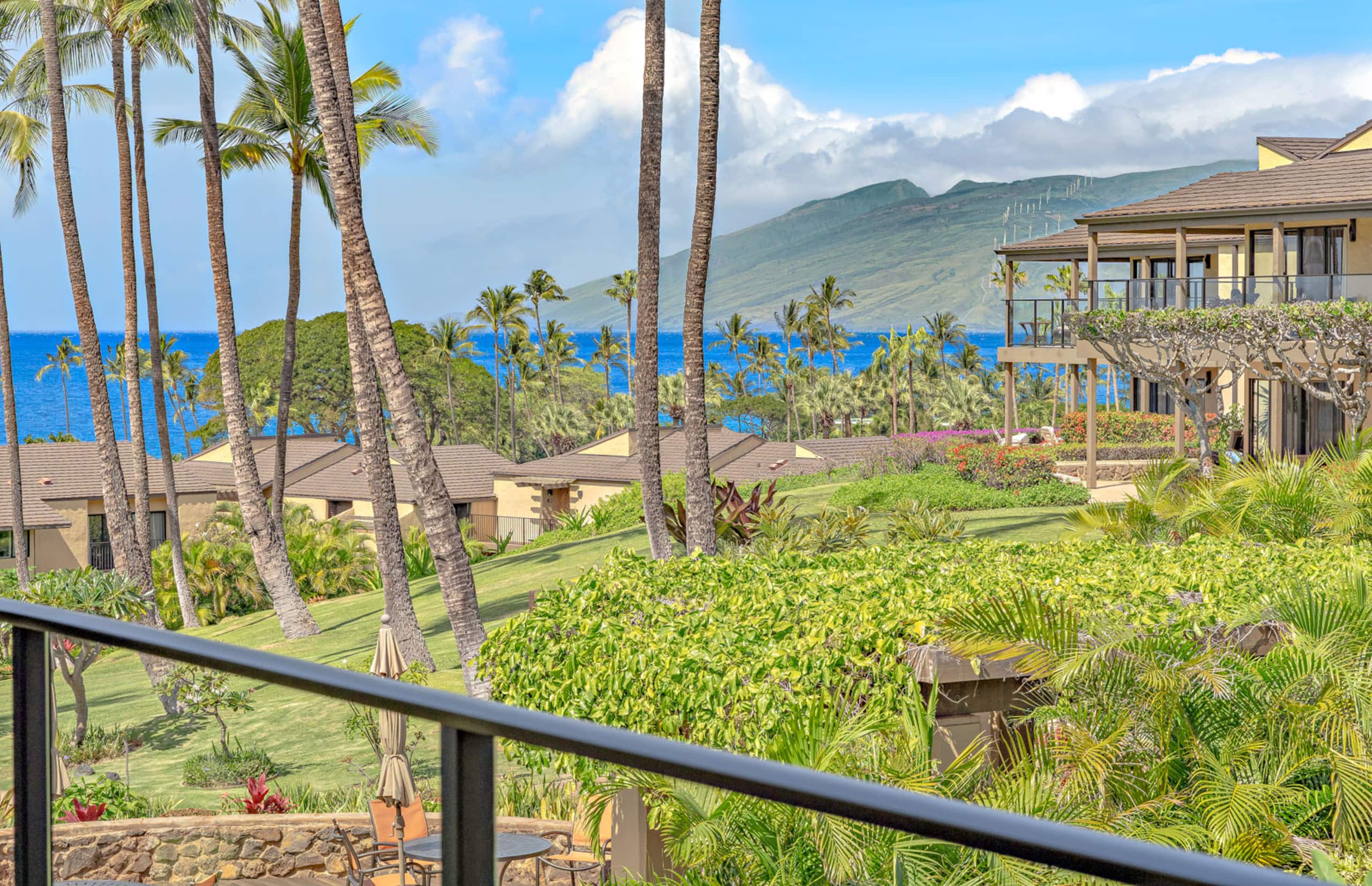 Condo in Wailea · ★5.0 · 2 bedrooms · 2 beds · 2 baths - Photo 33