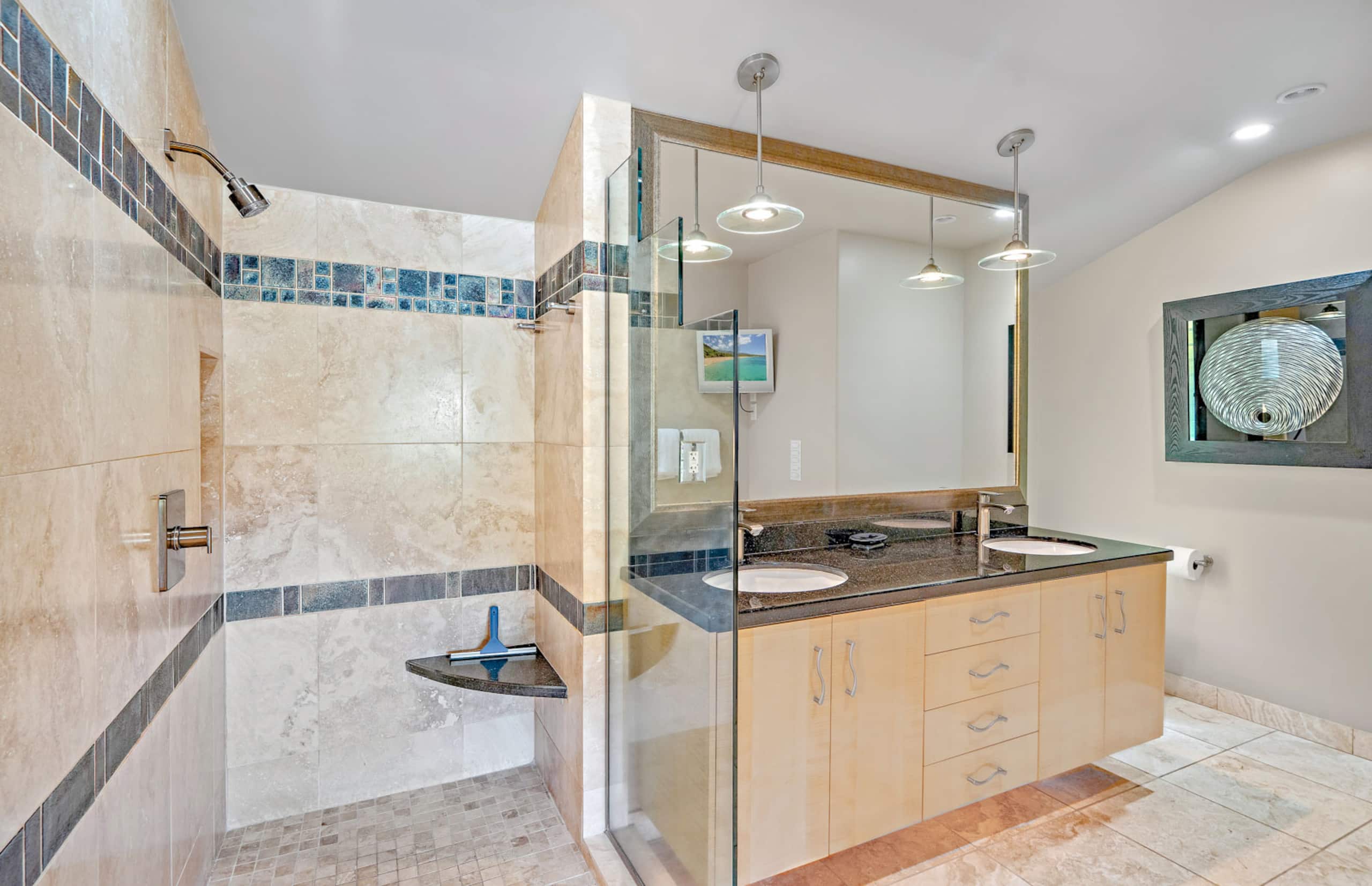 Condo in Wailea · ★5.0 · 2 bedrooms · 2 beds · 2 baths - Photo 21