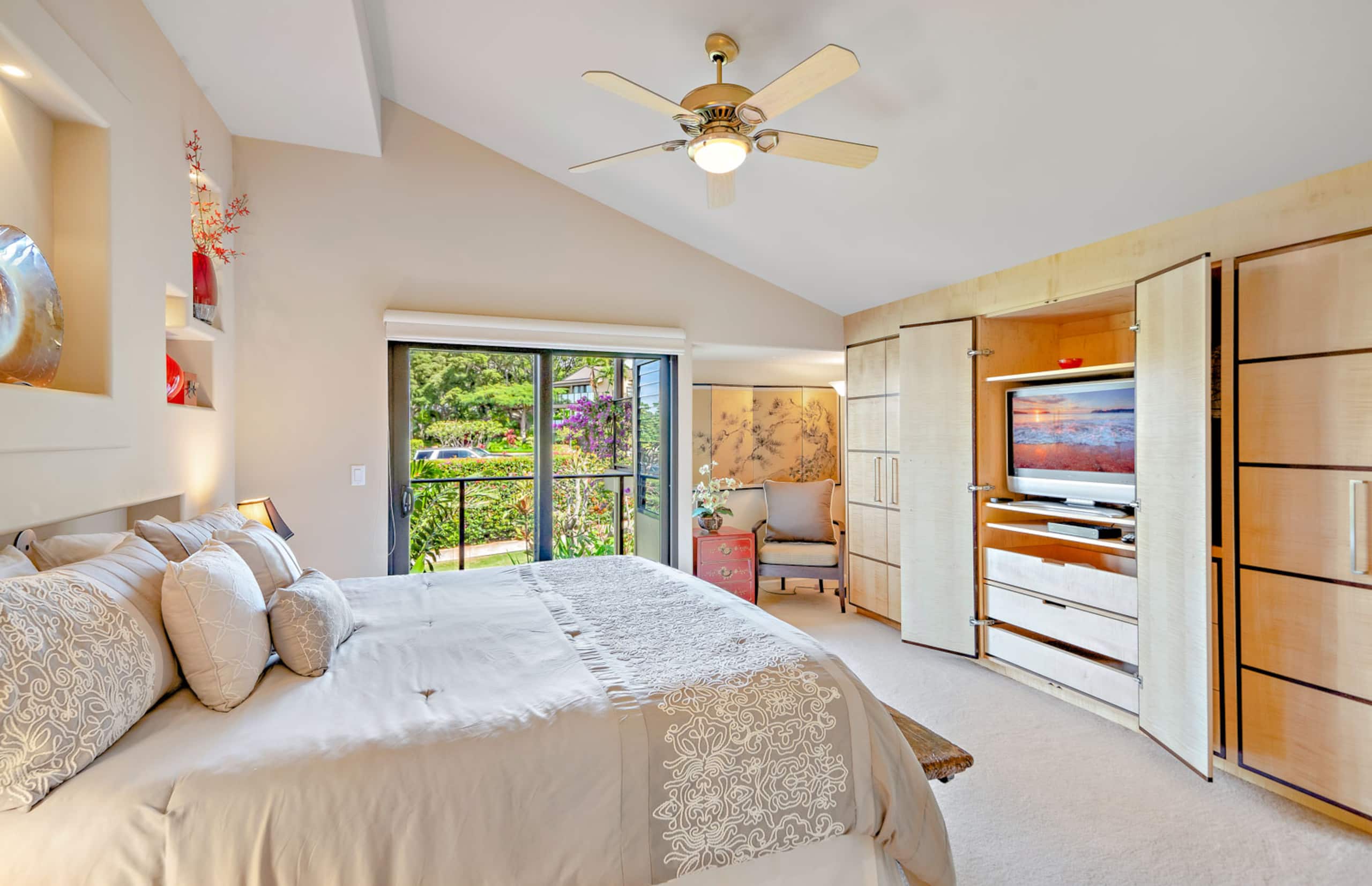 Condo in Wailea · ★5.0 · 2 bedrooms · 2 beds · 2 baths - Photo 19