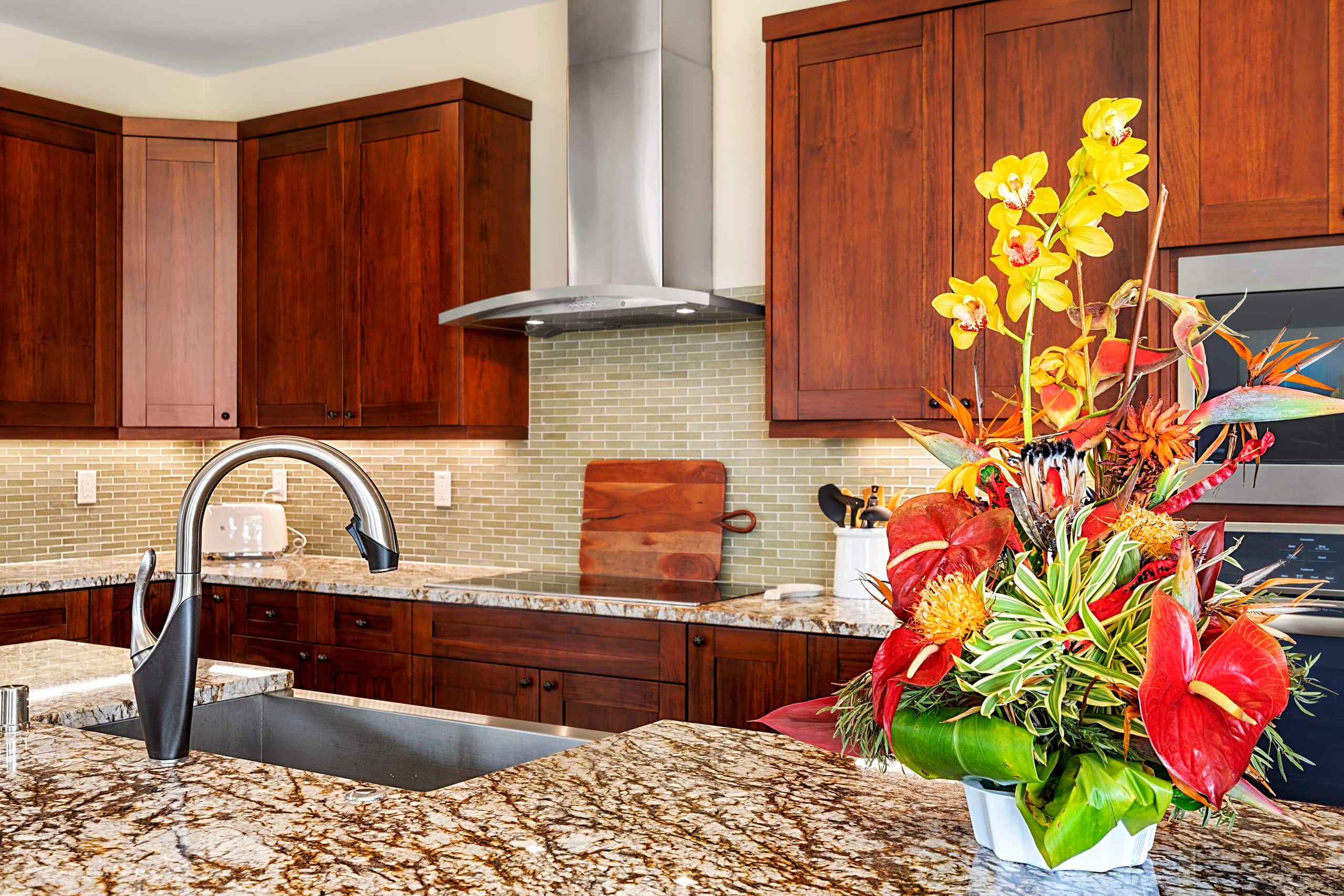 Home in Kailua-Kona · ★4.97 · 3 bedrooms · 3 beds · 2.5 baths - Image 27