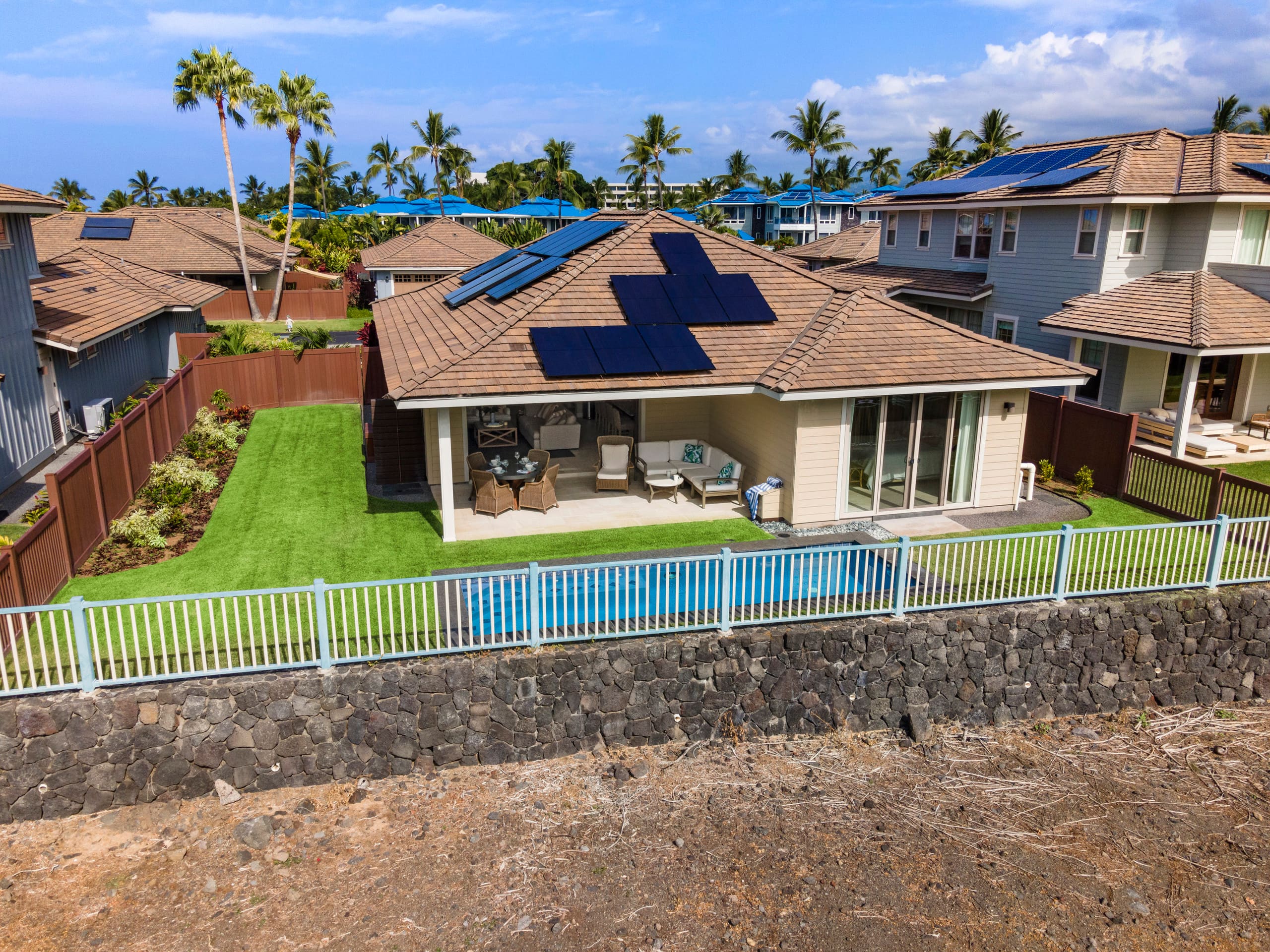 Home in Kailua-Kona · ★4.97 · 3 bedrooms · 3 beds · 2.5 baths - Image 33