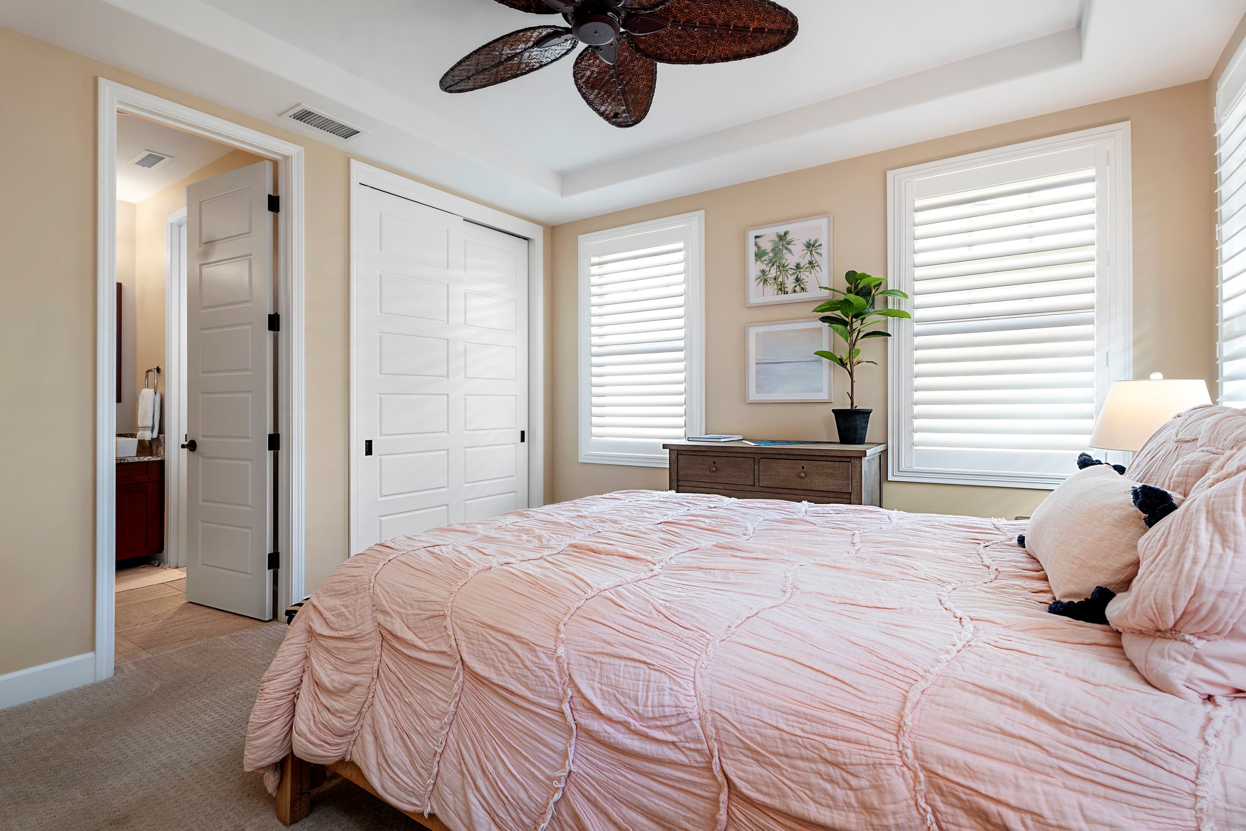 Home in Kailua-Kona · ★4.97 · 3 bedrooms · 3 beds · 2.5 baths - Image 5
