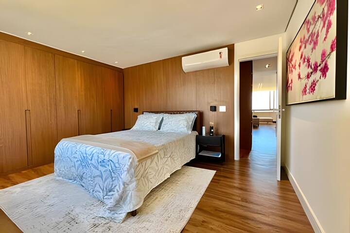 A Masterpiece: Sea & Christ View gallery image 3