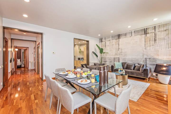 Sweett | Plaza Catalunya gallery image 4