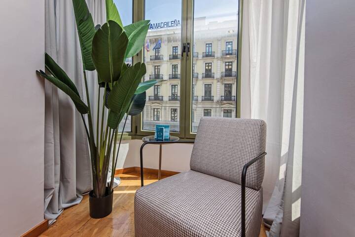 Sweett | Plaza Catalunya gallery image 3