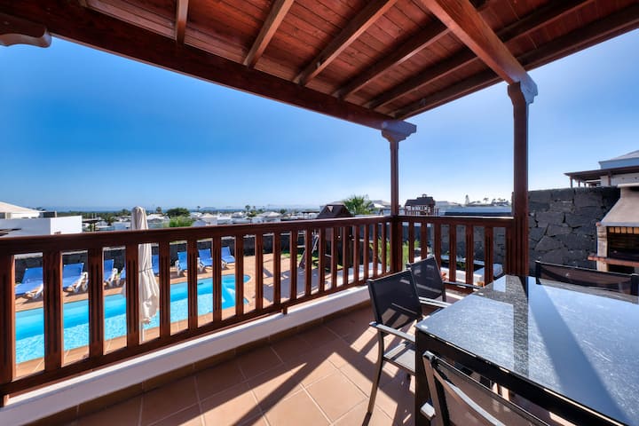 Villa Flavia - Private Pool, Jacuzzi, Bbq And Game - Lanzarote
