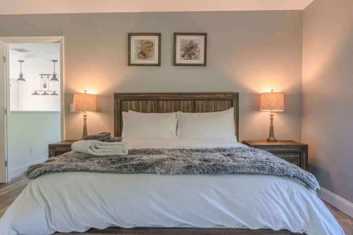 Დამატებითი ლუქს-ნომერი 152 × 203 სმ ზომის ლეიბით