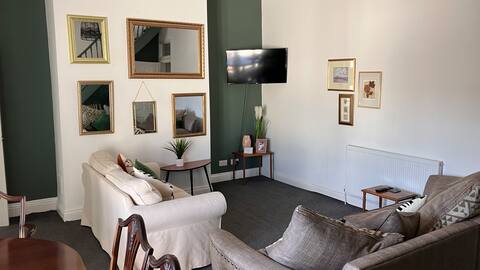Top Airbnb: Rose Cottage, Parking, Wi-Fi, city Center. in Sunderland