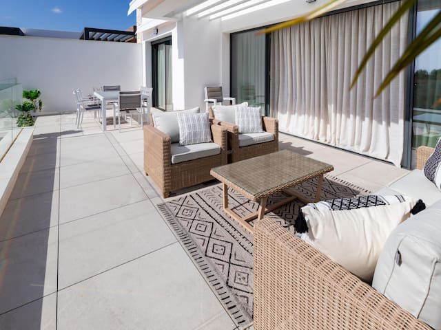 Holiday Marbella Espacios managed Airbnb listing 1