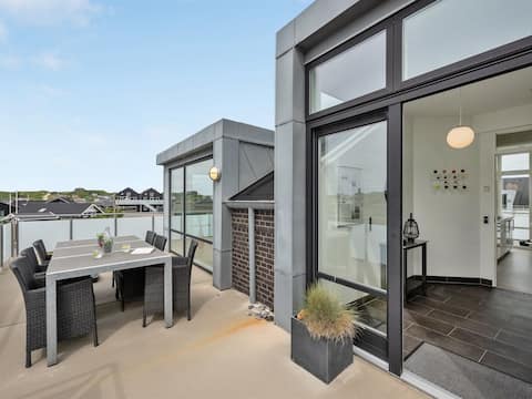 "Anneka" - 200m from the sea by Interhome