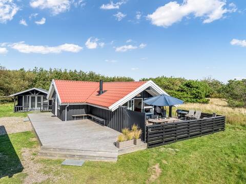 "Skyler" - 1km from the sea by Interhome