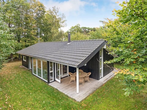 "Follerich" - 250m from the sea by Interhome