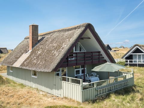 "Inra" - 400m from the sea by Interhome