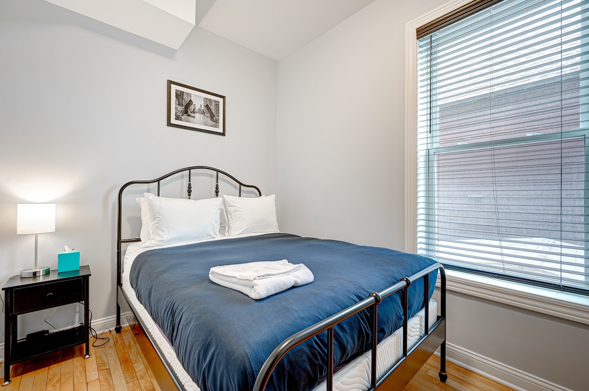 Seconda camera da letto con letto matrimoniale