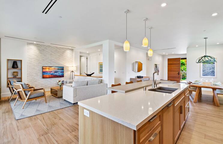 Maui Resort Rentals: 6BR Luana Garden Villas gallery image 4