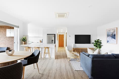 Seascape - Luxury Apartment near Cronulla Beach