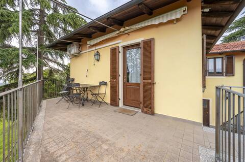 2-bedrooms apt. Nebbiolo (with panoramic terrace)