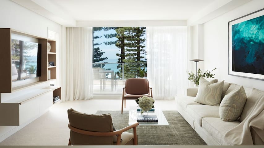 Manly Luxe gallery image 5