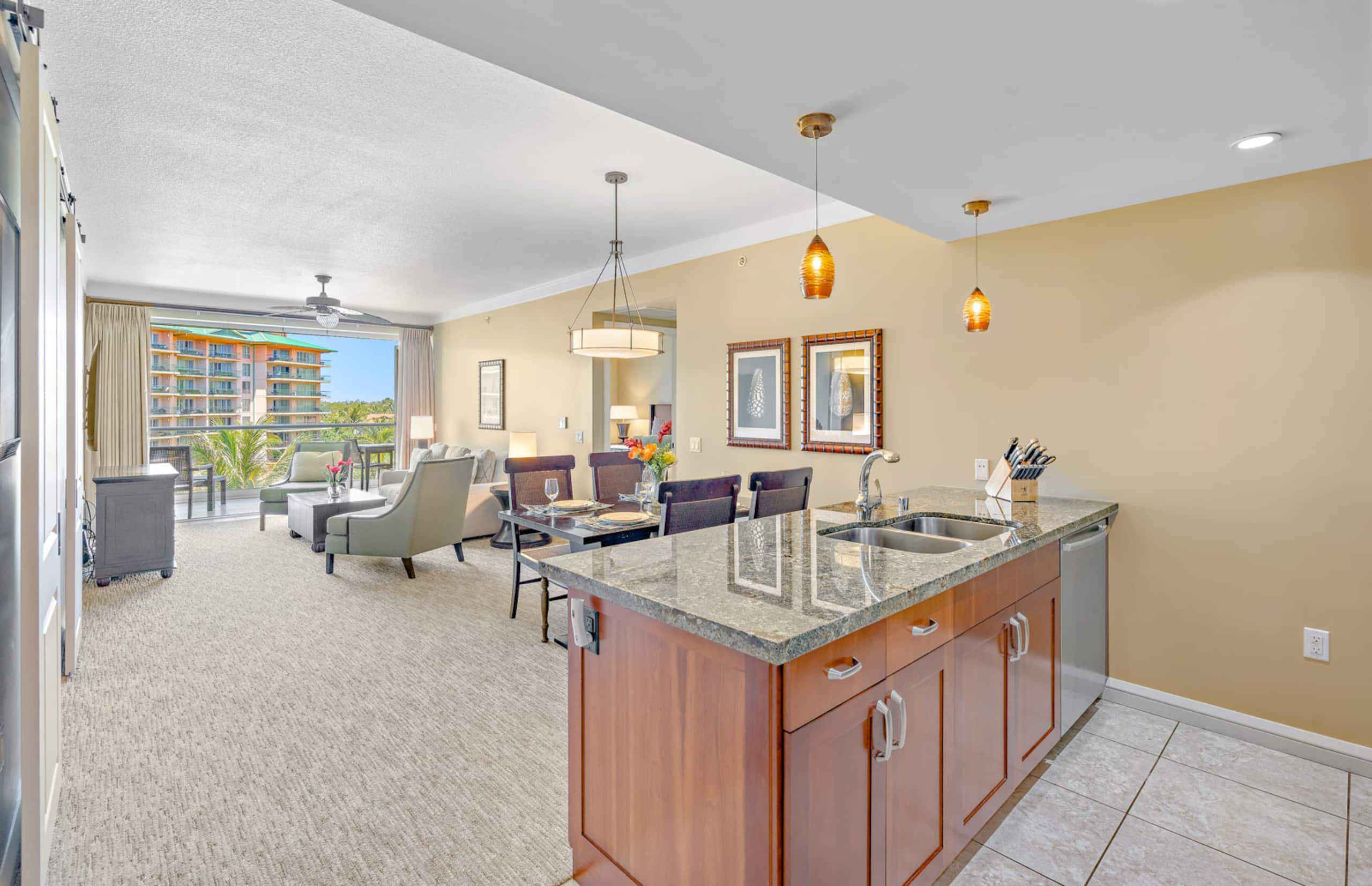 Condo in Lahaina · ★4.9 · 2 bedrooms · 3 beds · 1 bath - Image 9
