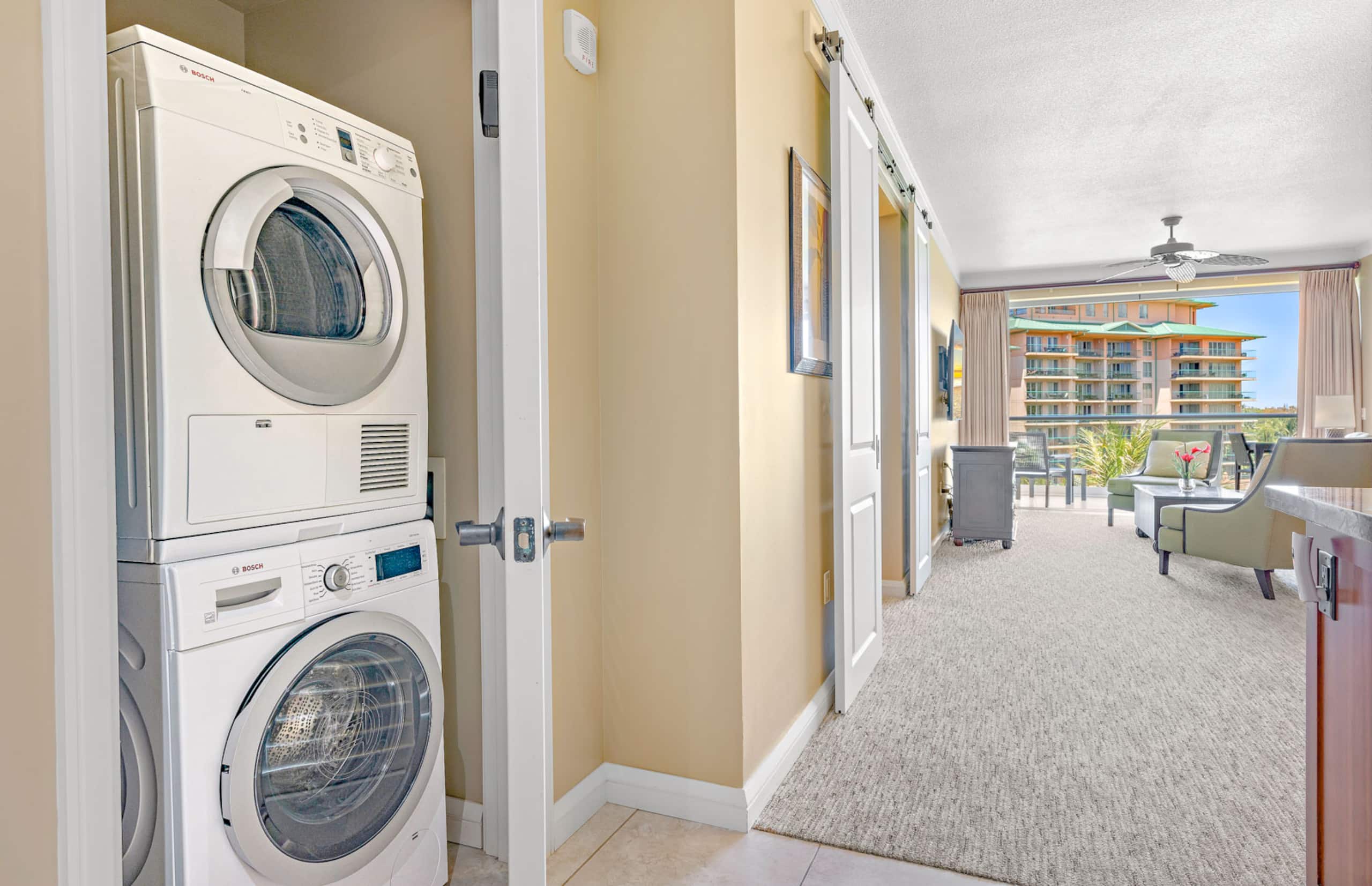 Condo in Lahaina · ★4.9 · 2 bedrooms · 3 beds · 1 bath - Image 16