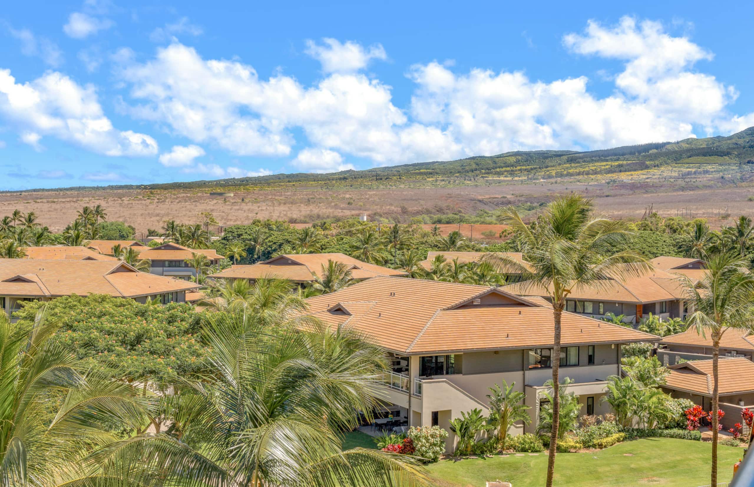 Condo in Lahaina · ★4.9 · 2 bedrooms · 3 beds · 1 bath - Image 5