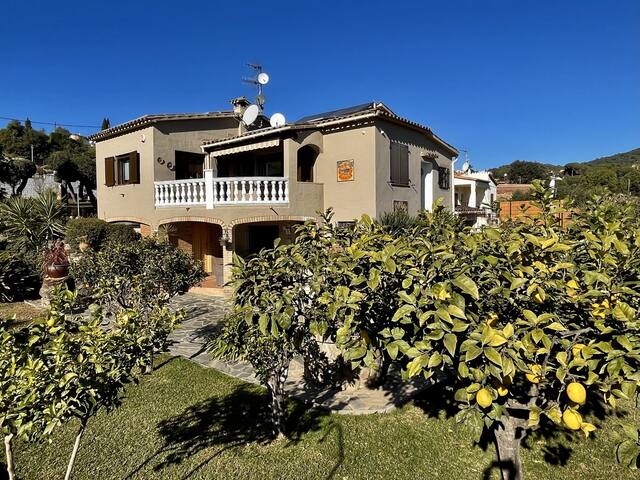 Villa Xarbi by Costabravaway gallery image 5