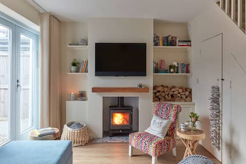 Top Airbnb: Greshams Cottage | A Coaste Home - Kingsdown Beach in Ringwould With Kingsdown