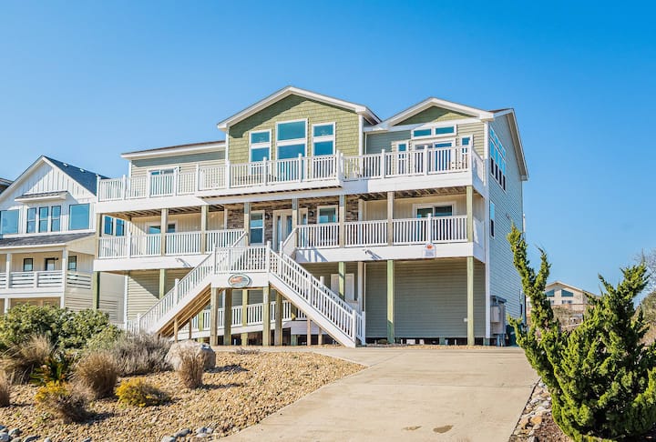 Beach Hive - Pool, Arcade, Theatre Room - Corolla, NC
